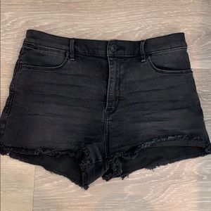 Black Abercrombie & Fitch shorts W27 L2